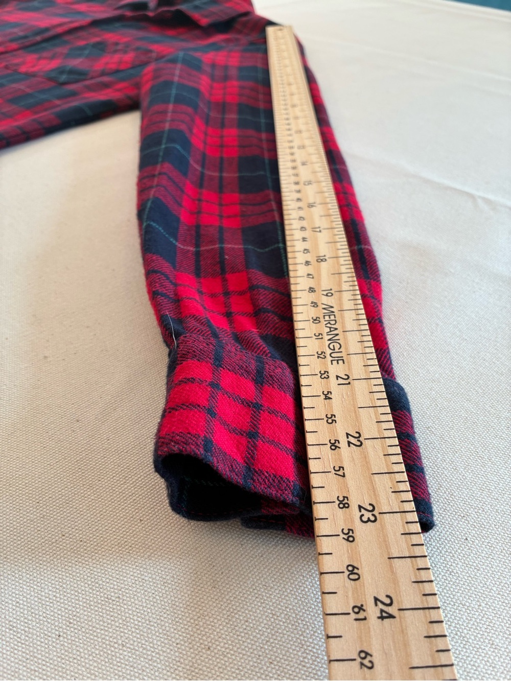 Banana Republic Red Plaid Flannel Boyfriend Shirt Size S 100% Coton Blouse - Picture 7 of 9